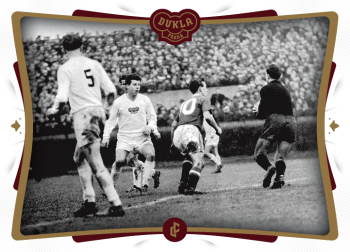 Manchester United Vs. Dukla Praha - 1957 Bravo Dukla Legendary Cards Greatest Moments Oversize 