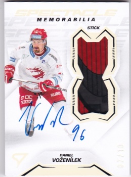 Daniel Vozenilek Trinec Tipsport ELH 2023/24 SportZoo 2. serie Spectacle Memorabilia Neon Yellow AUTO /10 #SM-DV