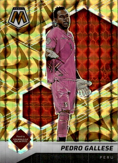 Pedro Gallese Peru Panini Mosaic Road to World Cup 2022 Reactive Gold Prizm #42