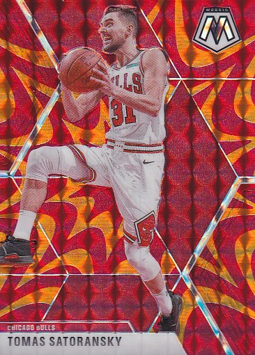 Tomas Satoransky Panini Mosaic 2019/20 Chicago Bulls Reactive Orange Prizm #117
