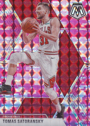Tomas Satoransky Panini Mosaic 2019/20 Chicago Bulls Pink Camo Prizm #117
